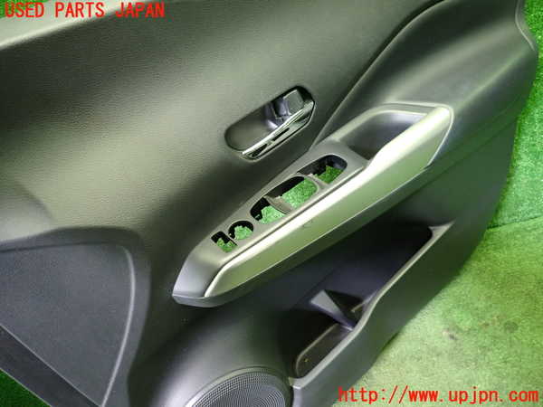 1UPJ-9238311234]キックス(P15)右前ドア内張り 中古_2