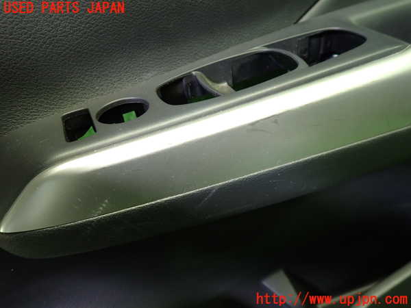 1UPJ-9238311234]キックス(P15)右前ドア内張り 中古_3
