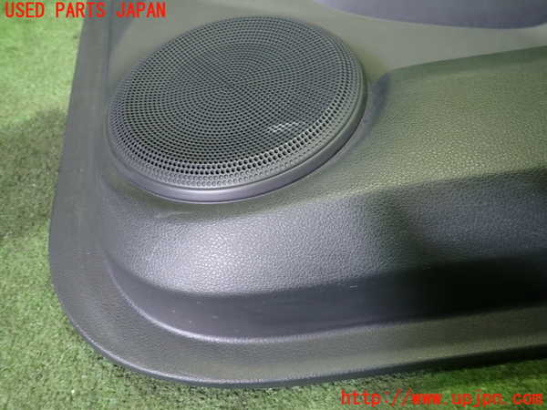 1UPJ-9238311234]キックス(P15)右前ドア内張り 中古_4