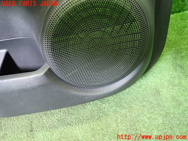 1UPJ-9238311264]キックス(P15)左前ドア内張り 中古_3