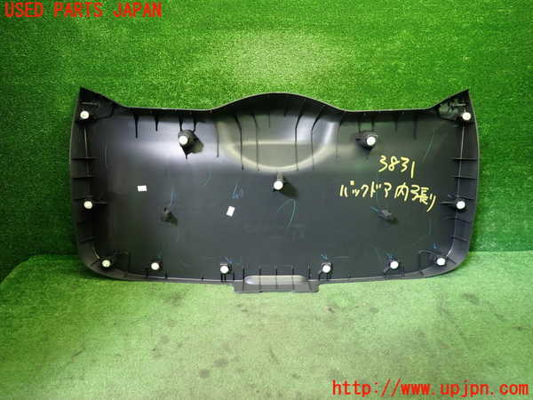 1UPJ-9238311578]キックス(P15)バックドア内張り 中古_4