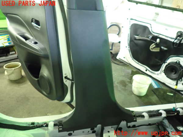 1UPJ-9238317670]キックス(P15)左センターピラートリム 中古_3