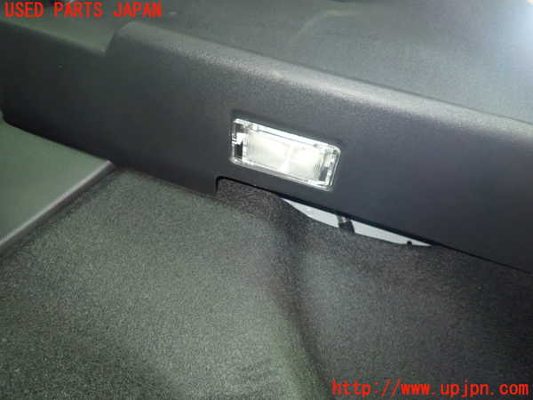 1UPJ-9238317675]キックス(P15)右リアピラートリム 中古_3