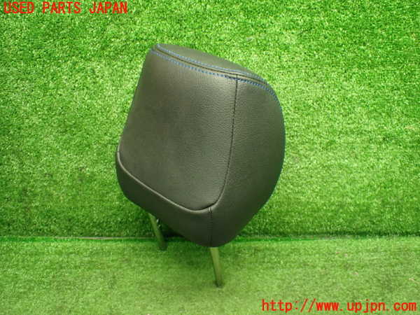 1UPJ-9238317040]キックス(P15)運転席ヘッドレスト 中古_3