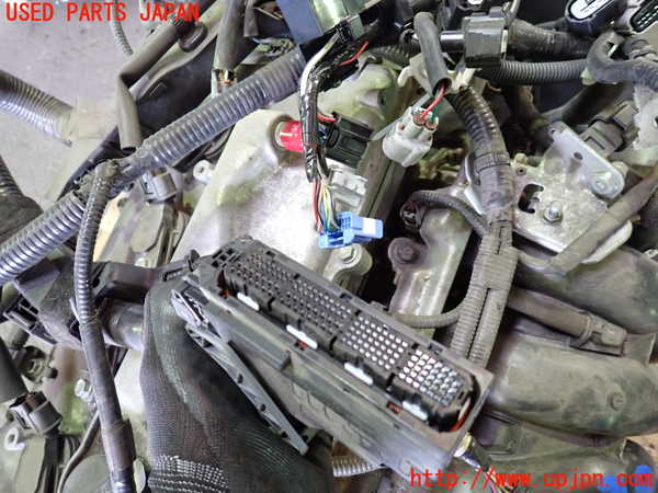 1UPJ-9238322010]ヴォクシー(ノア)(ZRR80W)エンジン 3ZR-FAE 中古_3
