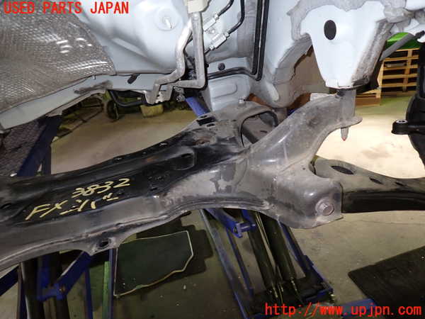 1UPJ-9238325285]ヴォクシー(ノア)(ZRR80W)フロントメンバー 中古_2