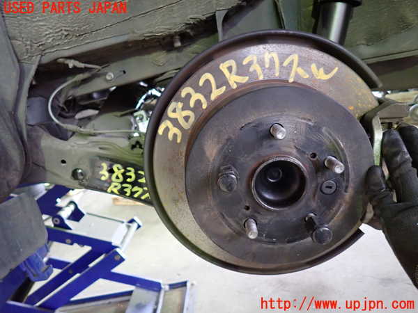 1UPJ-9238325380]ヴォクシー(ノア)(ZRR80W)リアアクスルビーム 中古_5