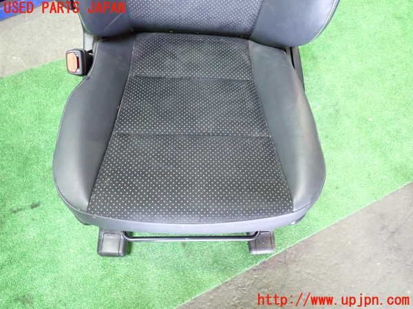 1UPJ-9238327065]ヴォクシー(ノア)(ZRR80W)助手席シート 中古_3