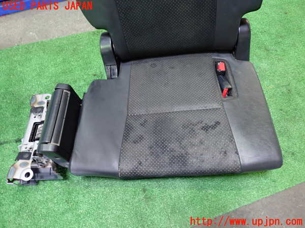 1UPJ-9238327235]ヴォクシー(ノア)(ZRR80W)右3列目シート 中古_3