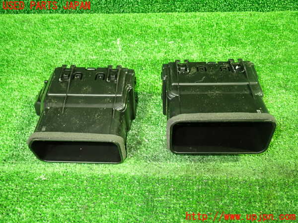 1UPJ-9238327528]ヴォクシー(ノア)(ZRR80W)エアコン吹き出し口3(真中) 中古_2