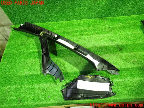 1UPJ-9238327655]ヴォクシー(ノア)(ZRR80W)右フロントピラートリム 中古_2