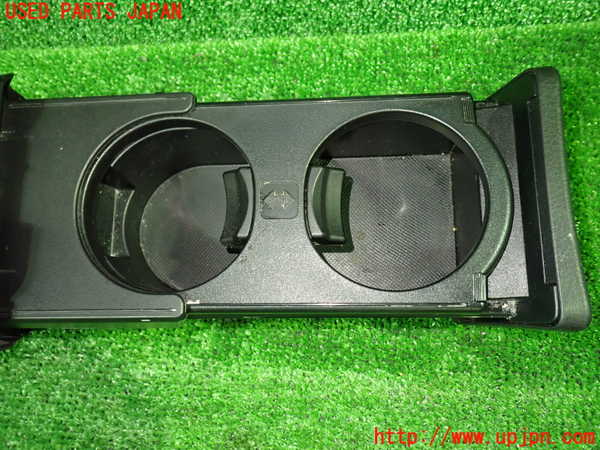 1UPJ-9238327810]ヴォクシー(ノア)(ZRR80W)ドリンクホルダー 中古_3
