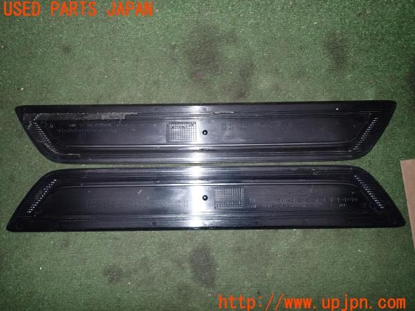 3UPJ=9238330616]BMW X3 xDrive 20d Mスポーツ(WY20 F25)前期 純正 スカッフプレート 中古_5