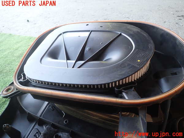 1UPJ-9238332560]BMW X3(WY20 F25)エアクリーナーボックス 中古_2