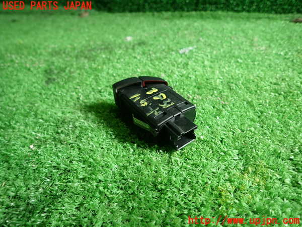 1UPJ-9238336290]BMW X3(WY20 F25)ハザードスイッチ 中古_2