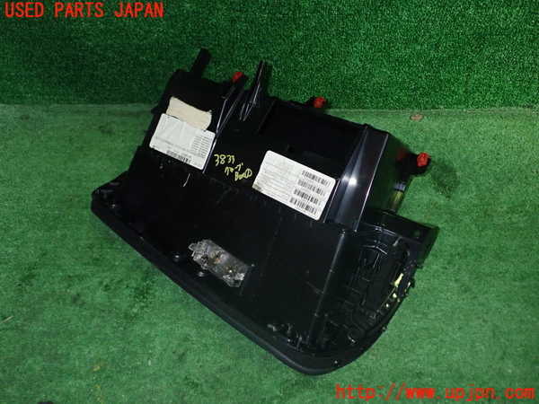 1UPJ-9238337516]BMW X3(WY20 F25)グローブボックス1 中古_2