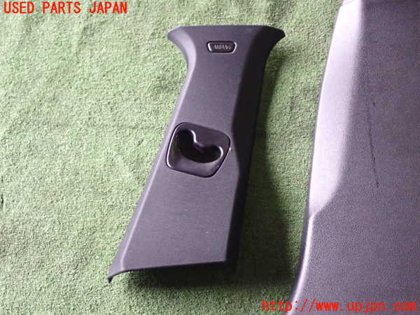 1UPJ-9238337665]BMW X3(WY20 F25)右センターピラートリム 中古_2