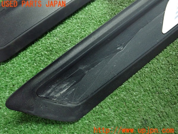 3UPJ=9238340616]BMW M235i クーペ(1J30 F22)純正 8059061 スカッフプレート 2枚セット 中古_2