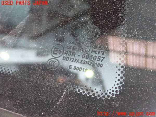 1UPJ-9238341380]BMW M235i クーペ F22(1J30)右クォーターガラス SEKURIT M23100 中古_2