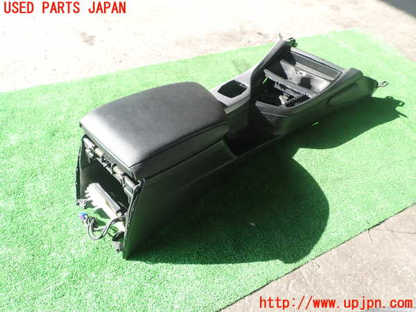 1UPJ-9238347540]BMW M235i クーペ F22(1J30)センターコンソール 中古_2