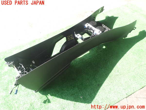 1UPJ-9238347540]BMW M235i クーペ F22(1J30)センターコンソール 中古_5