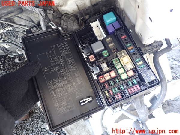 1UPJ-9238356742]アルファード 30系(AGH35W)ヒューズボックス2 (EGルーム 助手席側) 中古_2