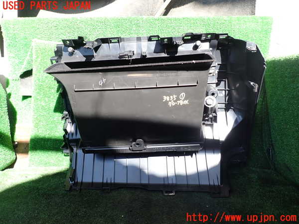 1UPJ-9238357516]アルファード 30系(AGH35W)グローブボックス1 中古_4