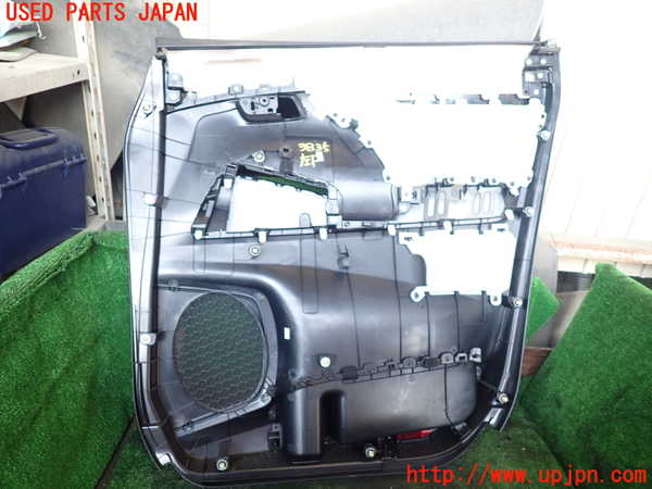 1UPJ-9238351264]アルファード 30系(AGH35W)左前ドア内張り 中古_4