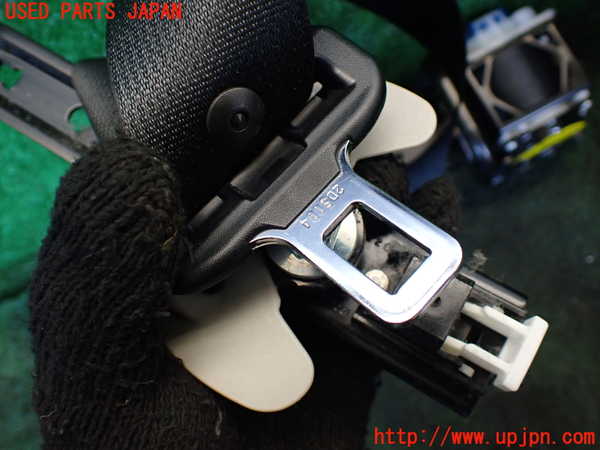 1UPJ-9238357045]アルファード 30系(AGH35W)運転席シートベルト 中古_2