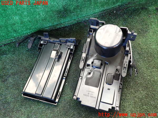 1UPJ-9238357810]アルファード 30系(AGH35W)ドリンクホルダー 中古_3