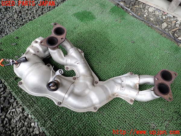 1UPJ-9238362661]レガシィ アウトバック(BS9)触媒1 中古_2
