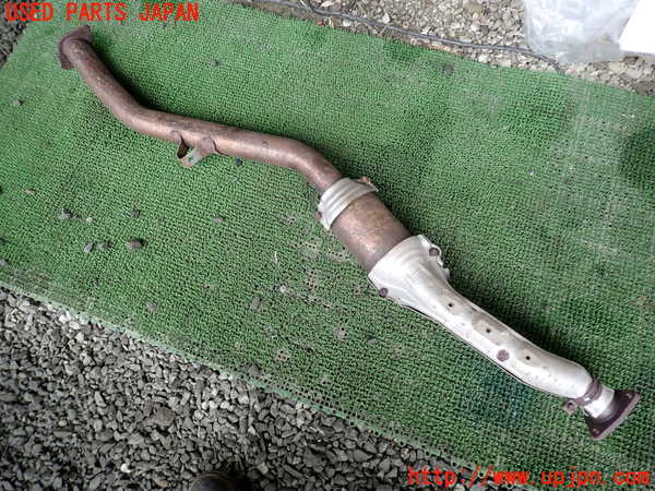 1UPJ-9238362662]レガシィ アウトバック(BS9)触媒2 中古_2