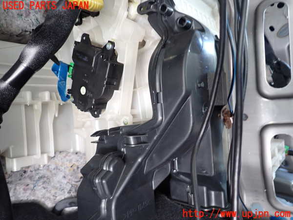 1UPJ-9238366081]レガシィ アウトバック(BS9)エバポレーター1 中古_4