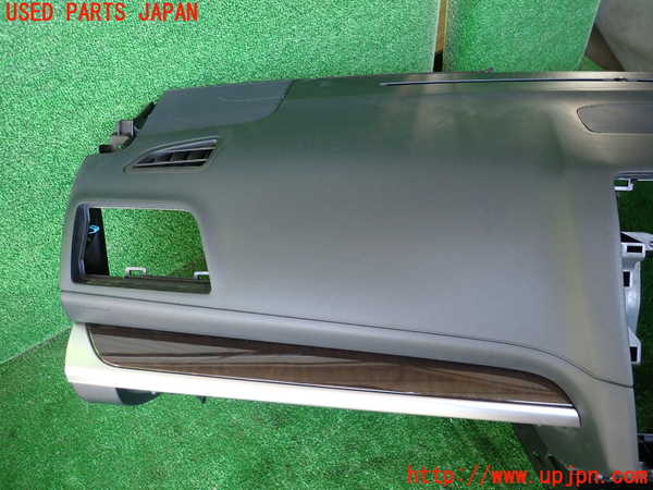 1UPJ-9238367505]レガシィ アウトバック(BS9)ダッシュボード 中古_2