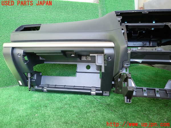 1UPJ-9238367505]レガシィ アウトバック(BS9)ダッシュボード 中古_3