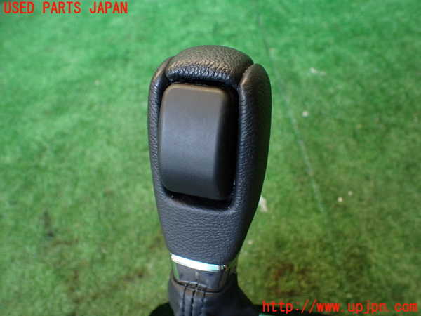 1UPJ-9238367570]レガシィ アウトバック(BS9)シフトノブ 中古_4