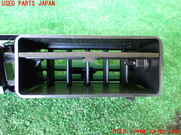 1UPJ-9238367527]レガシィ アウトバック(BS9)エアコン吹き出し口2 (真中) 中古_4