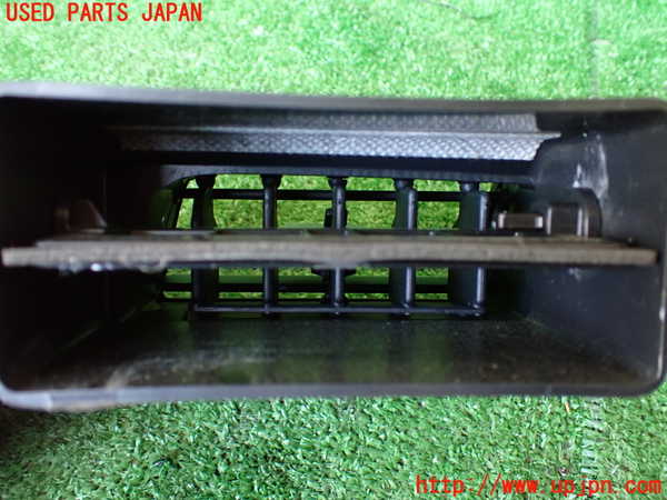 1UPJ-9238367528]レガシィ アウトバック(BS9)エアコン吹き出し口3 (左) 中古_3