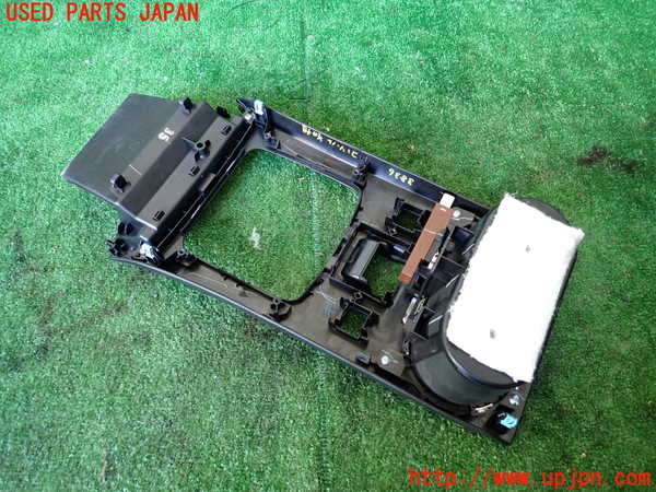 1UPJ-9238367549]レガシィ アウトバック(BS9)コンソール 中古_2