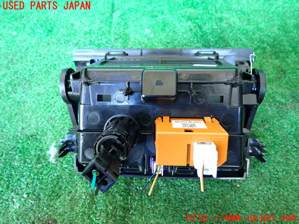 1UPJ-9238367841]レガシィ アウトバック(BS9)小物入れ1 中古_3