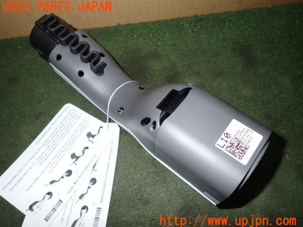 3UPJ=9238370550]ヒョンデ アイオニック5(IONIQ 5)(NE2LRG)純正 NEE20-CC419 充電コネクター 充電器 チャージング アダプター 中古_4