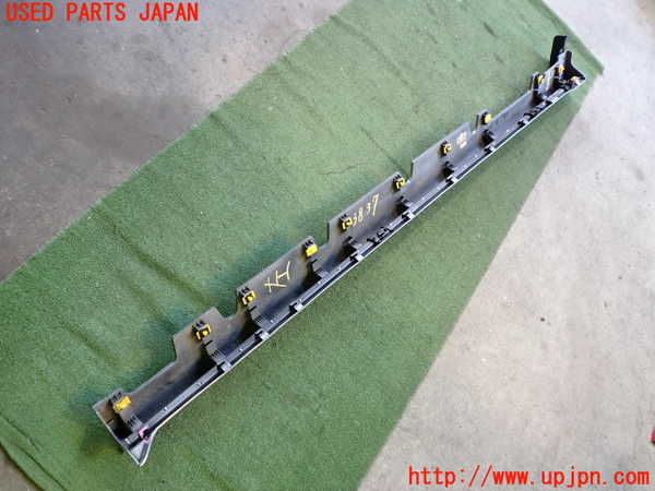 2UPJ-9238371392]ヒョンデ(Hyundai)・アイオニック5(IONIC 5)(NE2LRG)左サイドステップ (ジャンク品) 中古_4