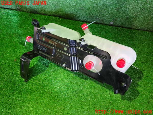 2UPJ-9238372410]ヒョンデ(Hyundai)・アイオニック5(IONIC 5)(NE2LRG)ラジエータータンク 中古_3