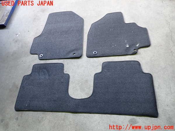 2UPJ-9238377800]ヒョンデ(Hyundai)・アイオニック5(IONIC 5)(NE2LRG)フロアマット (ジャンク品) 中古_5