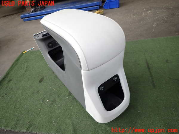 2UPJ-9238377540]ヒョンデ(Hyundai)・アイオニック5(IONIC 5)(NE2LRG)センターコンソール 中古_4