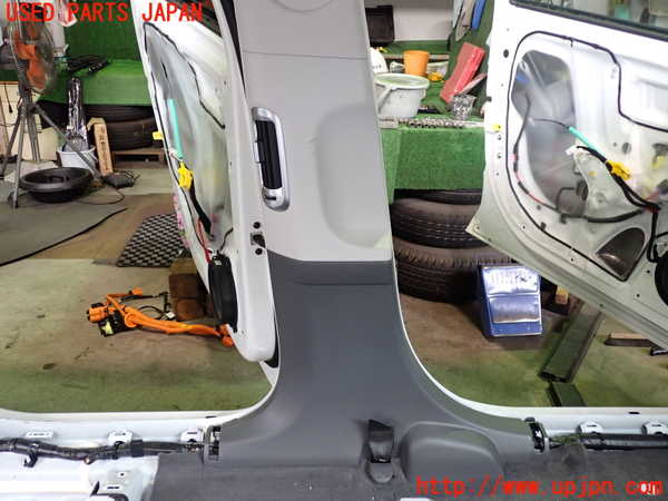 2UPJ-9238377670]ヒョンデ(Hyundai)・アイオニック5(IONIC 5)(NE2LRG)左センターピラートリム 中古_2