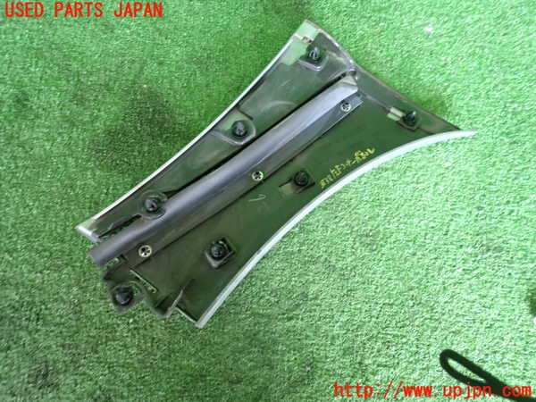 2UPJ-9238381102]インプレッサ WRX-STi(GRB)左前コーナーパネル 中古_2