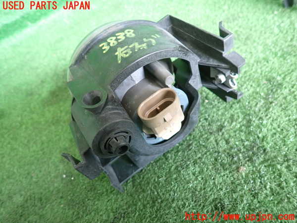 2UPJ-9238381180]インプレッサ WRX-STi(GRB)右フォグ 中古_2