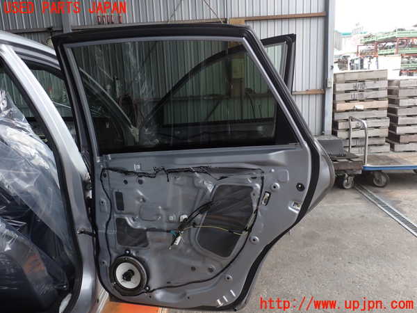 2UPJ-9238381290]インプレッサ WRX-STi(GRB)右後ドア (43R-006709) 中古_4