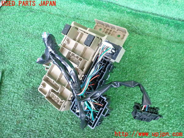 2UPJ-9238386741]インプレッサ WRX-STi(GRB)ヒューズボックス1 中古_2